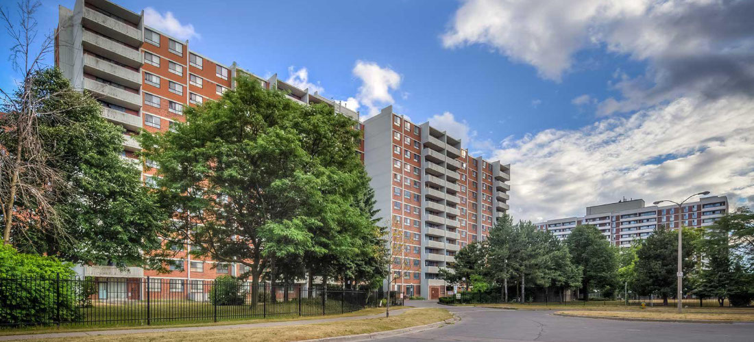 10 STONEHILL CRT GALLERY