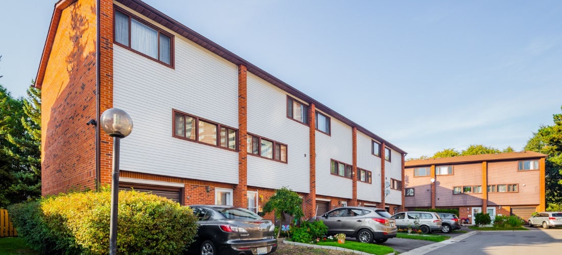 26-90 WINGARDEN CRT GALLERY