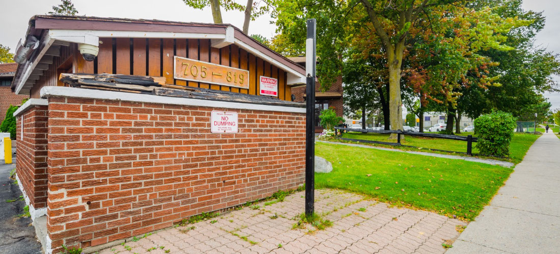 705-819 MILITARY TRAIL GALLERY
