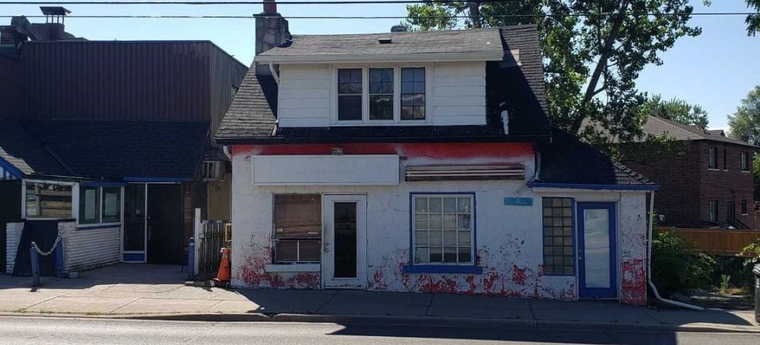 4140 LAWRENCE AVE E GALLERY