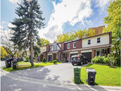 33 DUNDALK DR