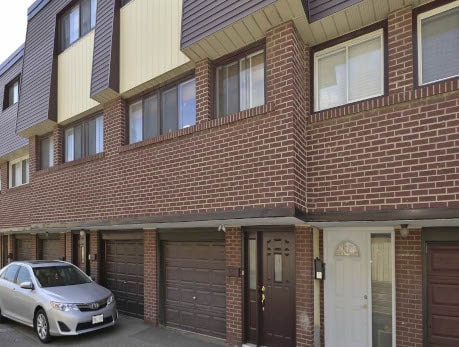 1185 BIRCHMOUNT RD