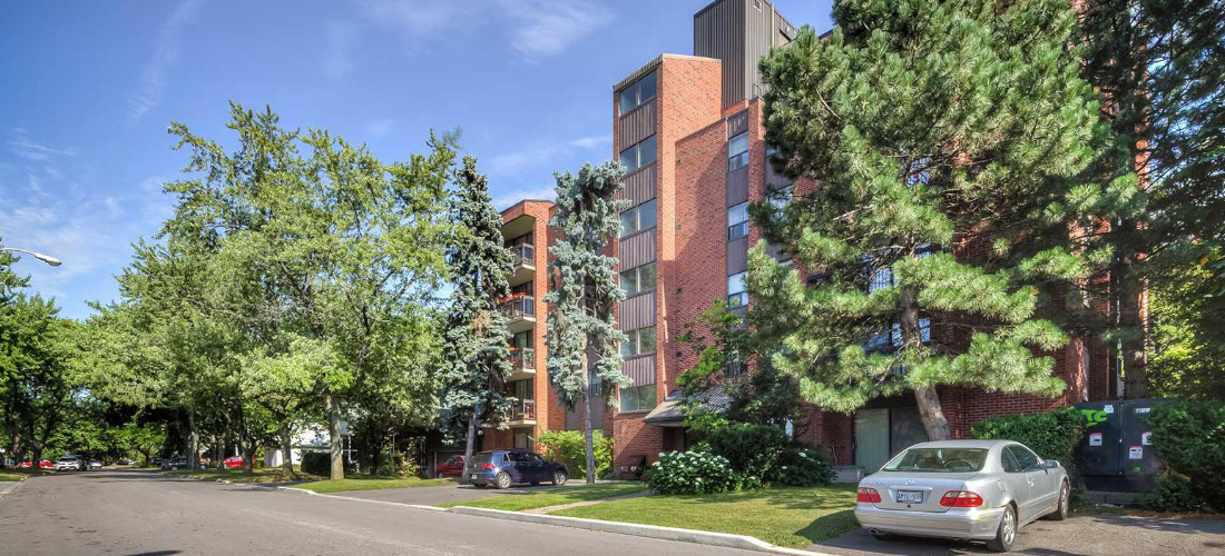 1 INNISMORE CRESCENT GALLERY