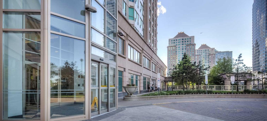 1 LEE CENTRE DR GALLERY