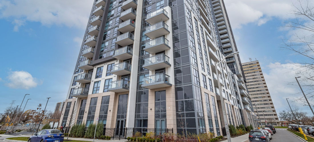 30 MEADOWGLEN PL GALLERY