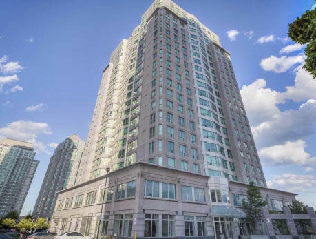 18 LEE CENTRE DR