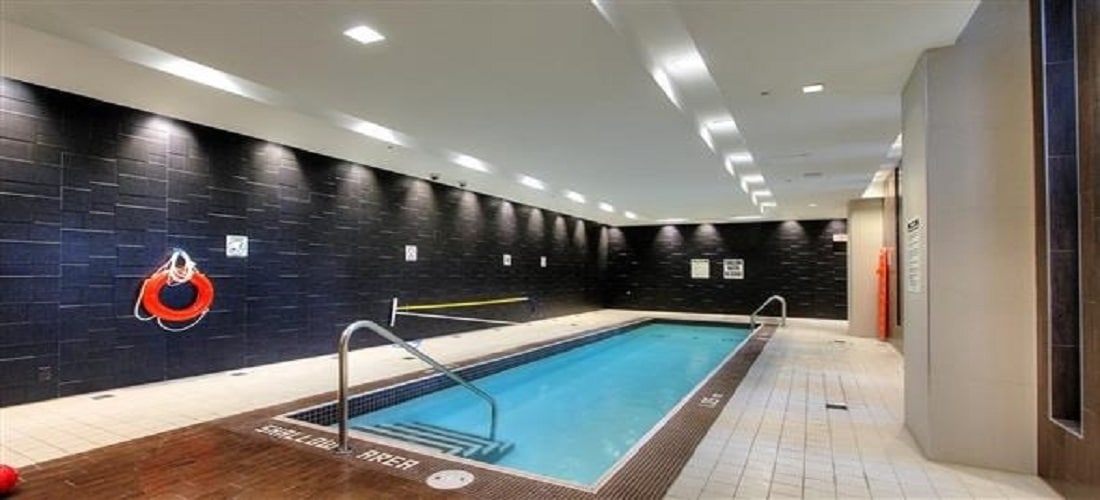 35 BRIAN PECK CRES CONDOS