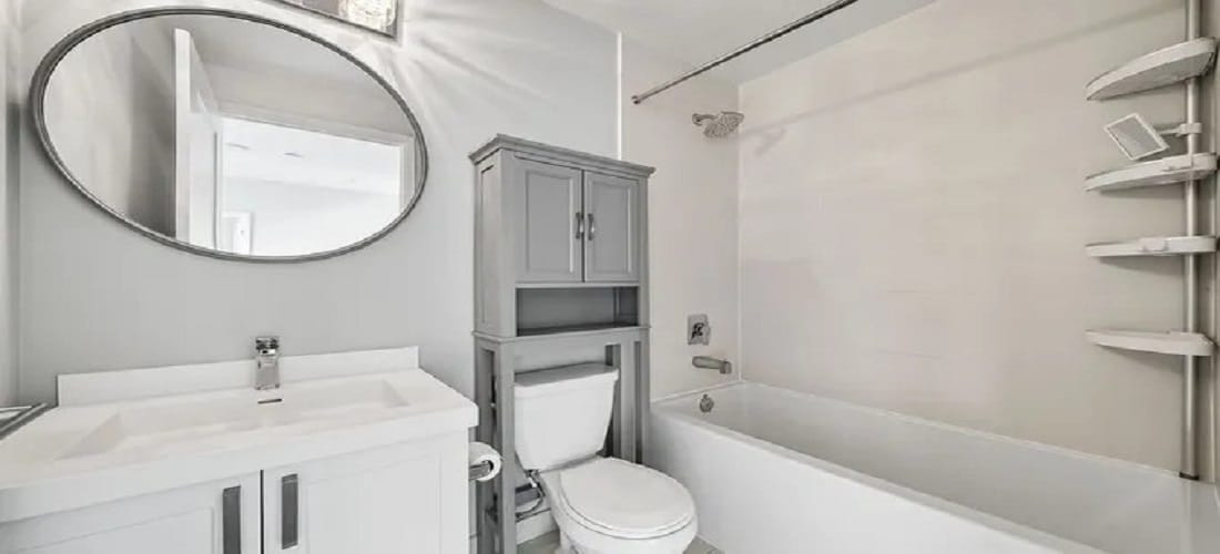 7895 JANE ST & 1010-1060 PORTAGE PKWY CONDOS