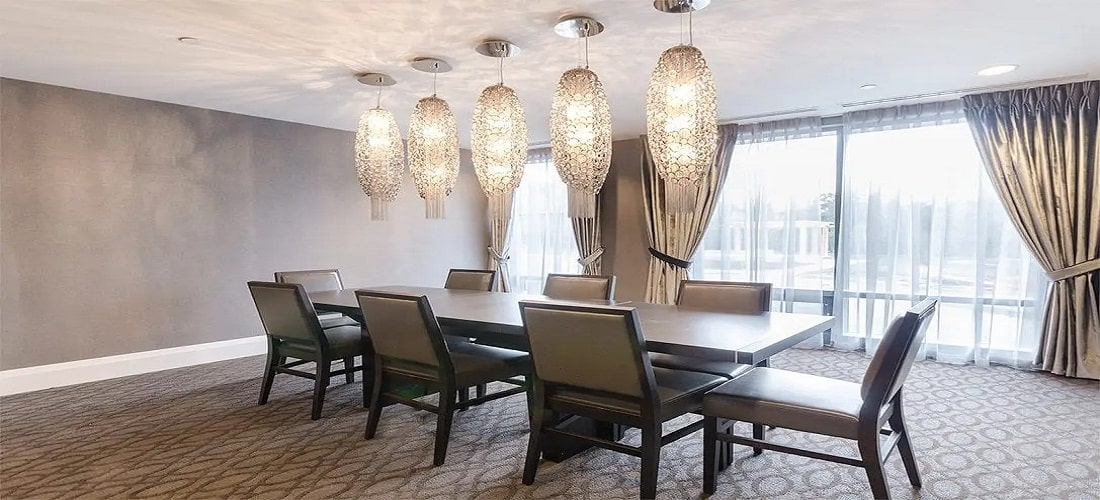 7608 YONGE ST CONDOS