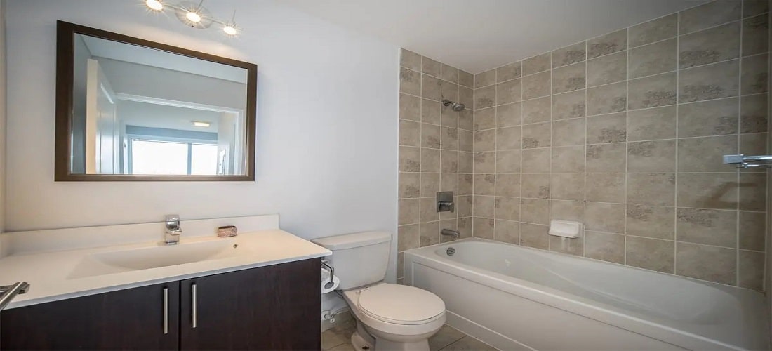 520 STEELES AVE WEST CONDOS
