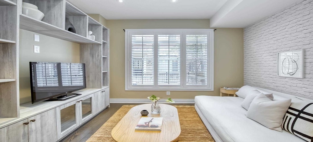 8 BRIGHTON PLACE TOWNHOME