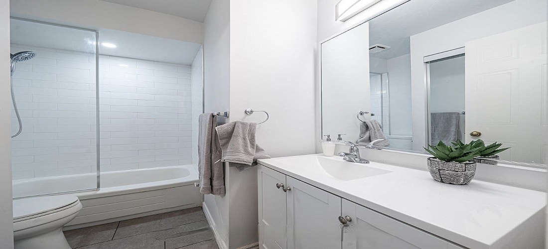 1-87 BEAUMONT PLACE & 23-43 GLEN CRESCENT CONDOS