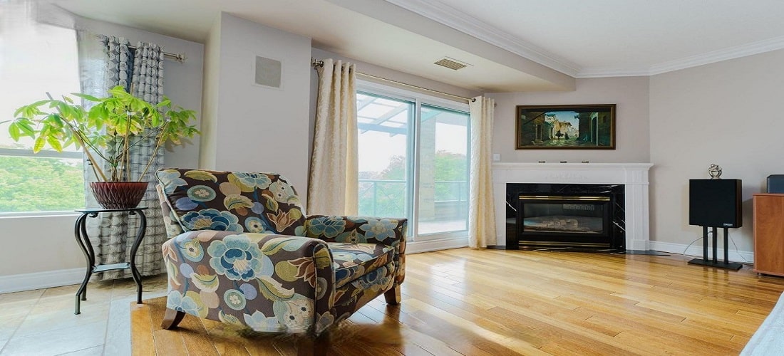WOODBRIDGE AVE CONDOS