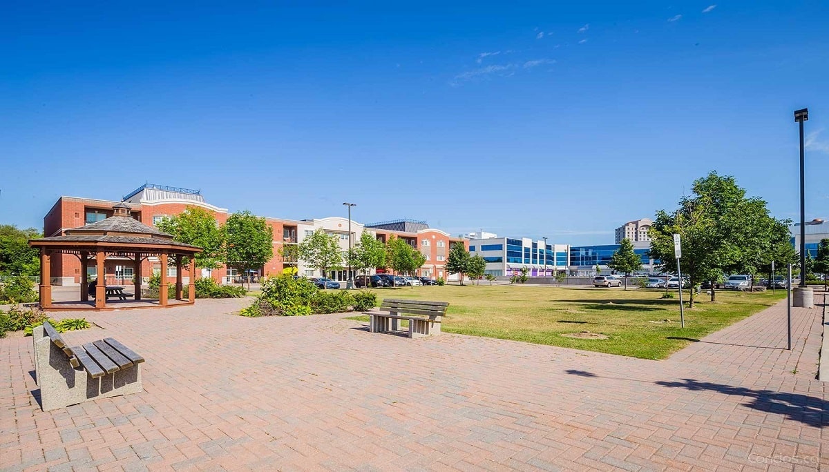 9431-9471 JANE ST CONDOS