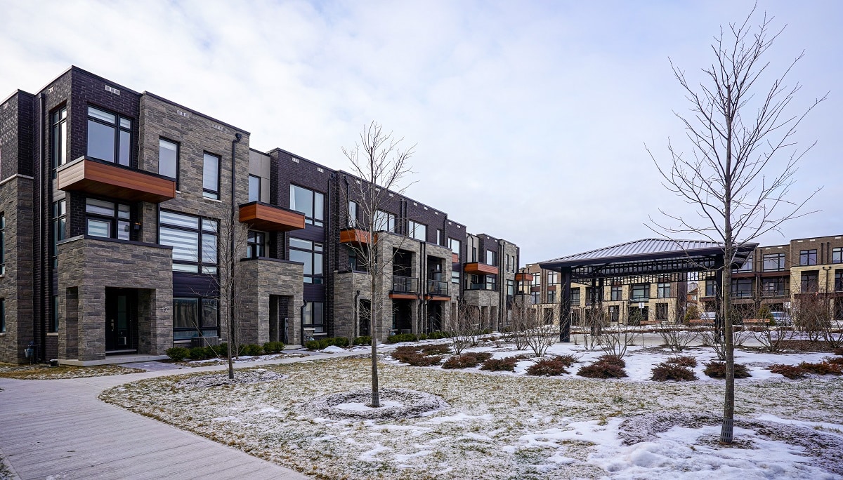 2-195 CARPACCIO AVE CONDOS