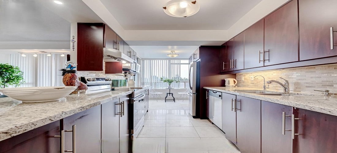 343 CLARK AVE WEST CONDOS