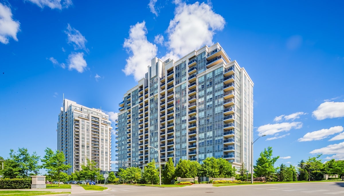 15 N PARK RD CONDOS