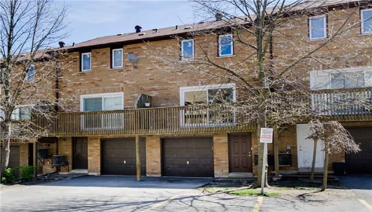24-36 WALLACE ST & 10-24 WILLIAM FARR LN CONDOS