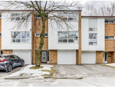 684 Warden Ave