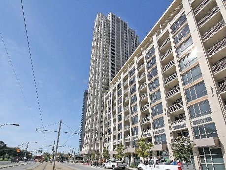 Modern condominium building at 628 Fleet Street in Toronto's West Harbour City, showcasing waterfront views